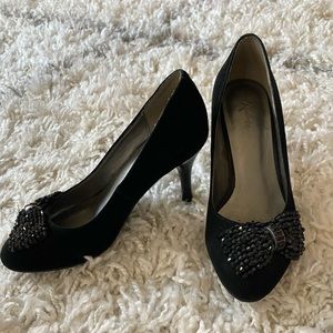 Cute women black heel 5 1/2